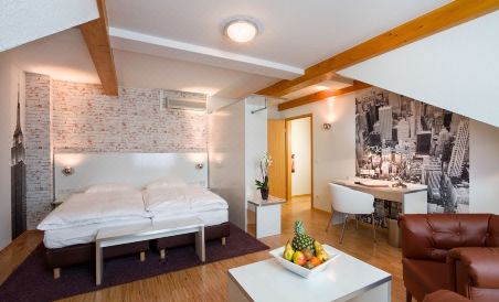 Hotel l'Adresse Garni - Housity