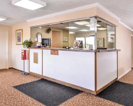 Super 8 Alliance Hotels in Stark County