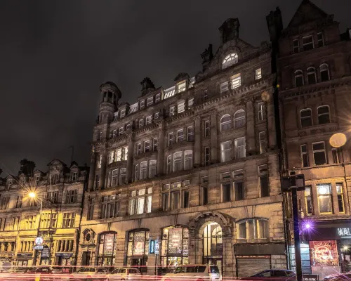 FM Living Hotels near FACT