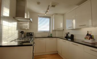 Roomspace Serviced Apartments - Kew Bridge Court