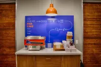 Holiday Inn Express & Suites San Jose Airport
