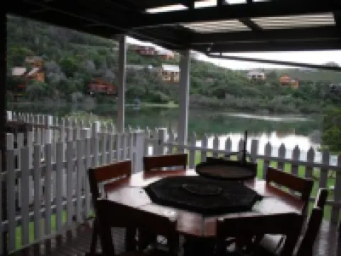 ソールト リバー ロッジ クニスナのホテル