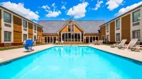 Deluxe Inn Wytheville - parking