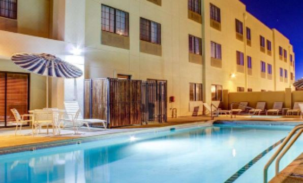 Spark by Hilton Tucson Airport