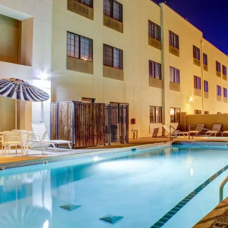 Spark by Hilton Tucson Airport