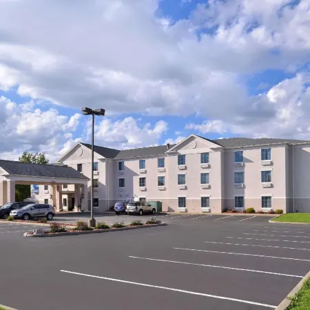 Wingate by Wyndham Grove City