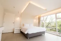 LeBlanc Hotel