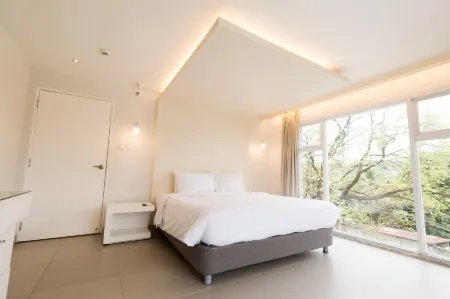 LeBlanc Hotel Отели рядом с достопримечательностью «Parish Of The Immaculate Heart of Mary»