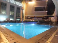 Grand Royal Denai Hotel - Pools