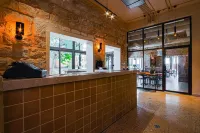 Canary Hotel Amman - 3-Star