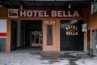 Bella Hotel Hotel dekat Kampoeng vietnam