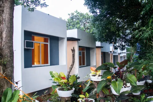 Bohol Emerelle's Tourist Inn Hotels in Dauis