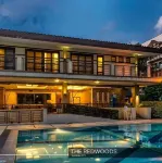 The Redwoods SM Fairview w/ Netflix & Balcony
