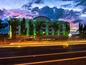 Heritage Cairns