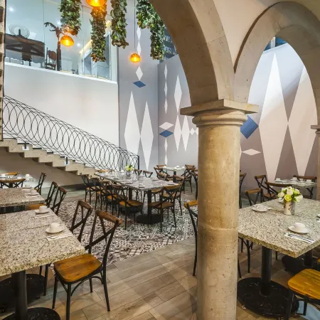 Hotel Real Maestranza Отели рядом с достопримечательностью «Культурный центр Эль-Рефухио»