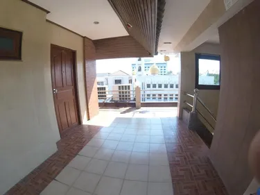 รูปภาพของไกรแสงเพลส