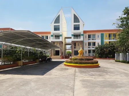 Mild Sign Residence Отели рядом с достопримечательностью «Zen Paradise Chiang Mai Villa»