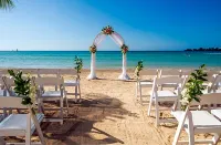 Riu Palace Tropical Bay - All Inclusive Hotels in Orange Bay