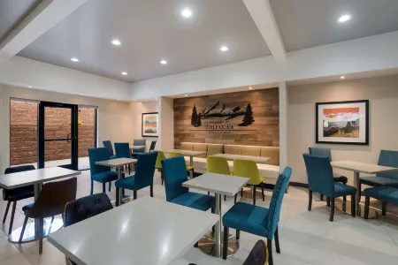 Best Western Colfax Отели в г. Колфакс