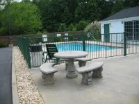 Quality Inn Covington - Pools