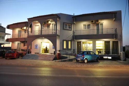 Maritime Hotels in Kremasti