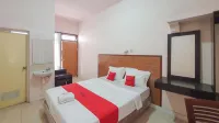 RedDoorz at Pujon Malang Hotels in Pujon
