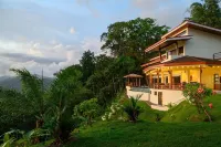 Lapazul Hoteles cerca de Playa Matapalo