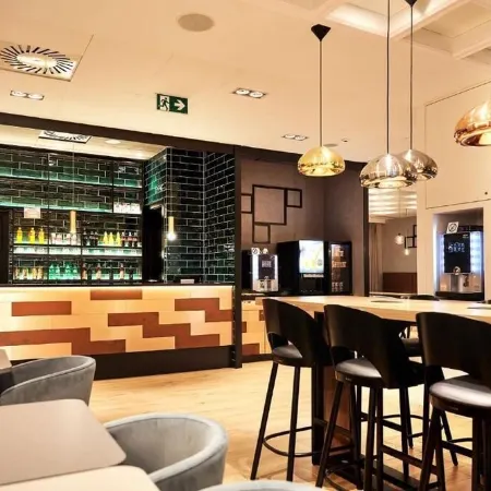B&B HOTEL Krakow Centrum Отели рядом с достопримечательностью «Дебники»