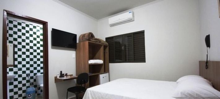 Pousada Esmeralda Olímpia Hotel a Olímpia