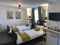 Raleghs Cross Inn Hotels in Crowcombe