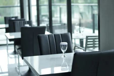 Idea's Hotel Jalan Jakarta Отели рядом со станцией Cikudapateuh Train Station