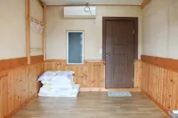 Gyeongju Rockheewon Hanok Stay Các khách sạn gần Chomsongdae