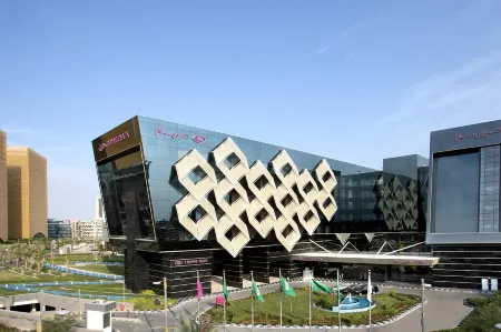 Crowne Plaza Riyadh Rdc Hotel & Convention