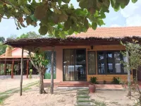Gold Sand Beach Bungalow Hôtels à : Cửa Cạn