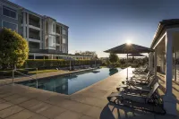 Hilton Lake Taupo - Pools