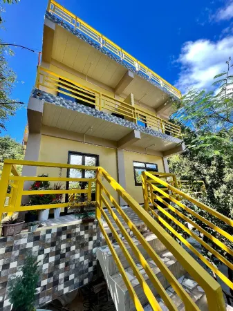 Garden Nen Ines Guest House Отели в г. Бенгет