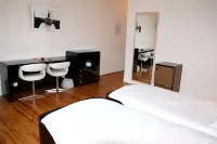 Logis Hotel Restaurant des Voyageurs Các khách sạn ở Aveyron