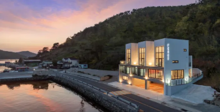 Tongyeong Fh365 Pension Hotels in 