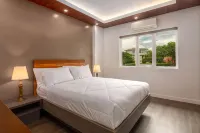Amor Laut Hotels in Bauan