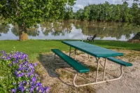 Days Inn by Wyndham Tiffin Hotels in Seneca County