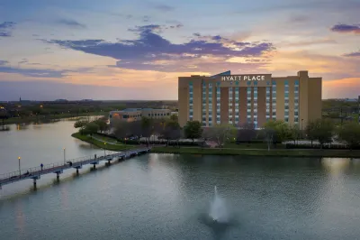 Hyatt Place Houston Sugar Land Hotels near LensCrafters