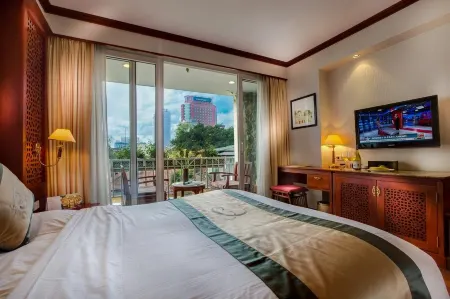 Conifer Boutique Hotel