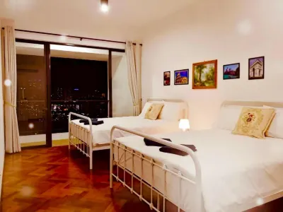 Seaview 3Bedroom Family Suite for 8p with Balcony Hotels in Tanjung Tokong