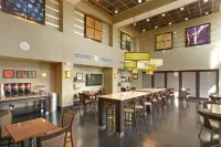 Hampton Inn & Suites Richmond/Glenside Hotels in Dumbarton