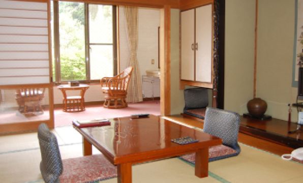 1. Kinosaki..