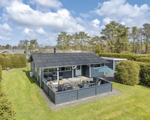 "Sissa" - 1.5km from the Sea Hotels in Hals