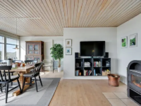 "Annalia" - 50m from the Sea