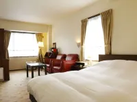 Bishoku No Kakurega Provence