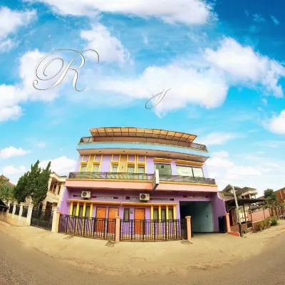 Hotel Ramayana Garut Hotel dekat Universitas Padjadjaran Kampus Garut