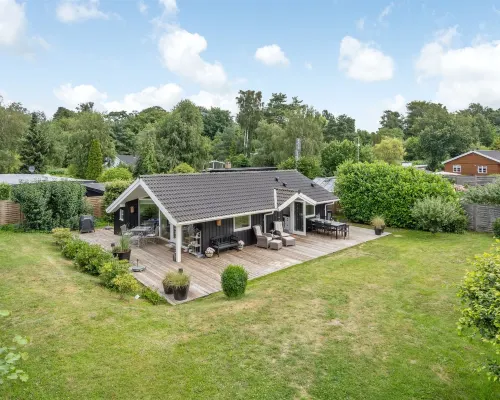 "Franca" - 500m from the Sea Hotels in Hornbaek